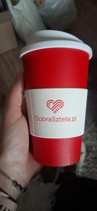 Kubek plastikowy na kawe