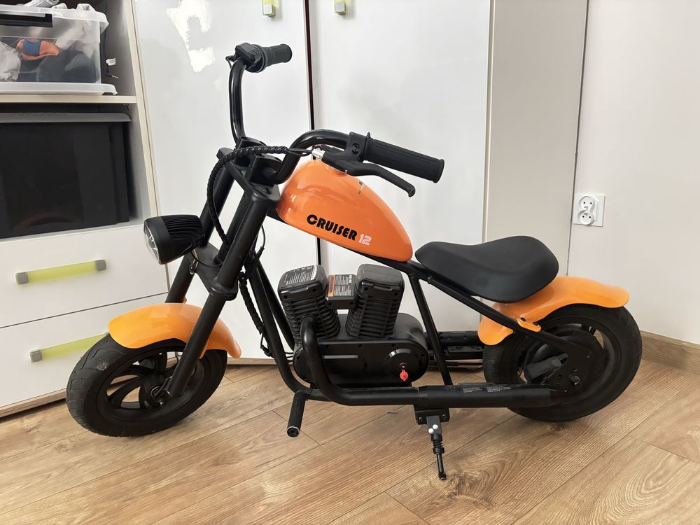 Motor na akumulator