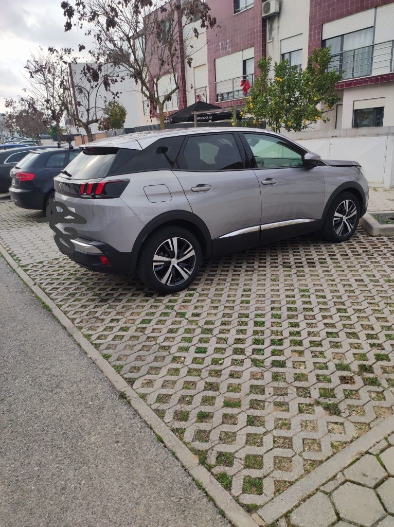 Peugeot 3008 1.2 Allure