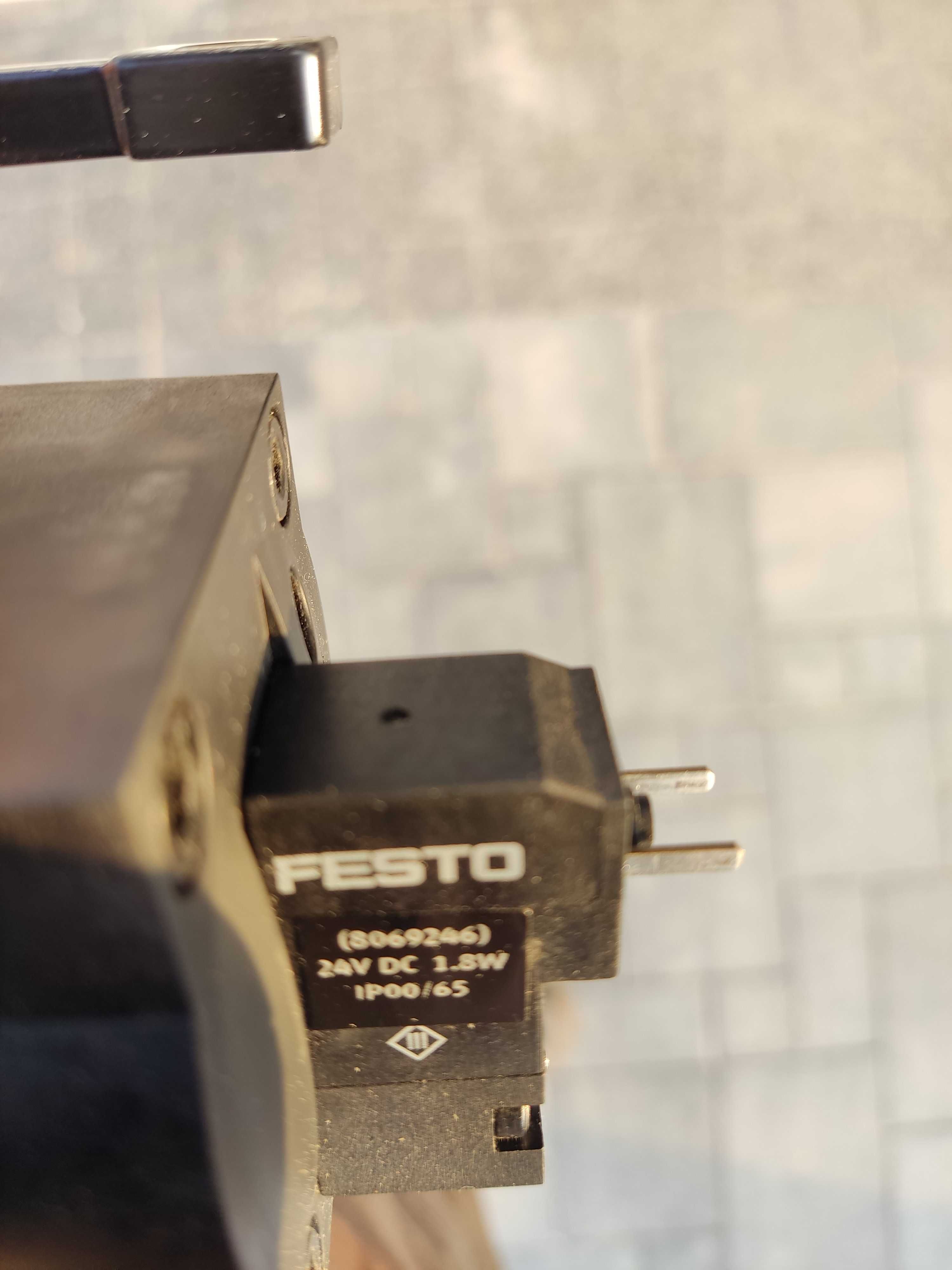 Festo filtr z reduktorem MS6-LFR-3/8-D7 + zawór rozruchu MS6-SV-1/2-C