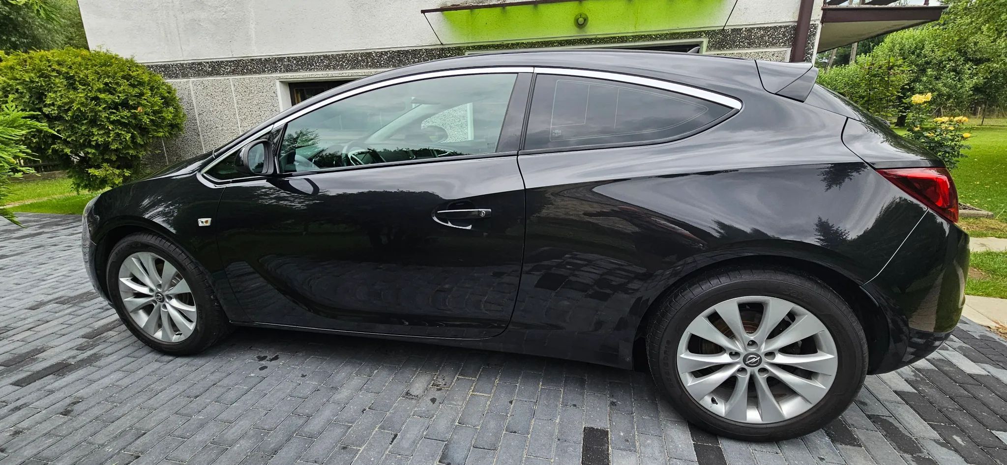 Opel Astra Opel Astra J GTC Sport 1.6 Turbo 180KM
