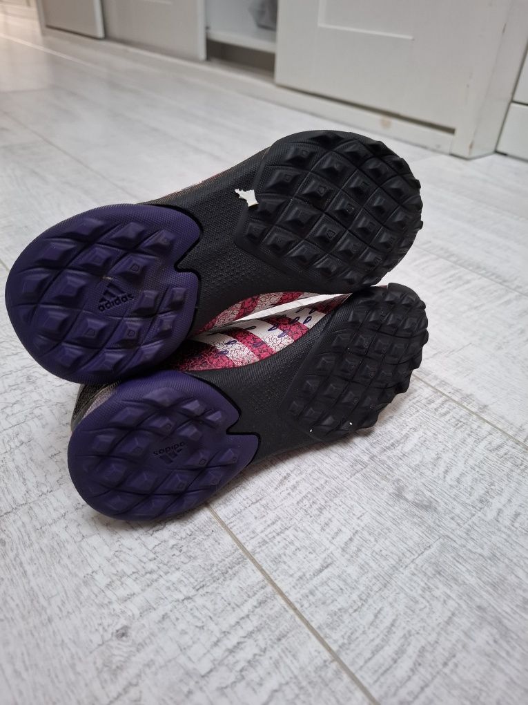 Turfy lanki buty do piłki nożnej na skarpecie adidas predator kultowe