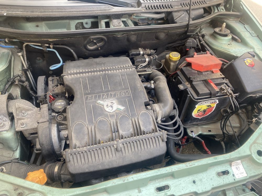 Fiat Punto Abarth - Ediçäo Limitada - 1300 Gasolina