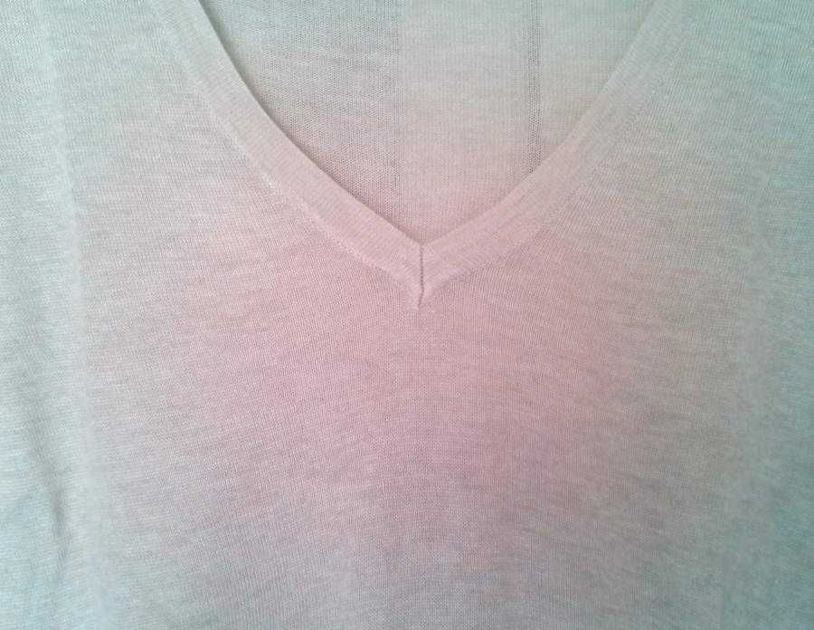 Camisola Creme Malha Fina - Tamanho 38 - Decote em V