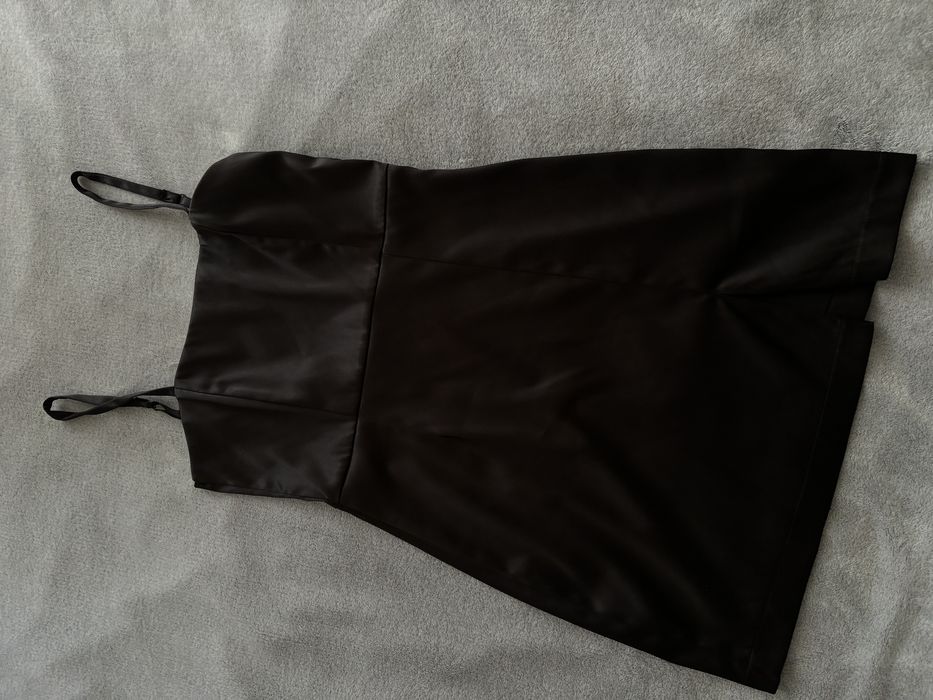 Сукня чорна аталасна