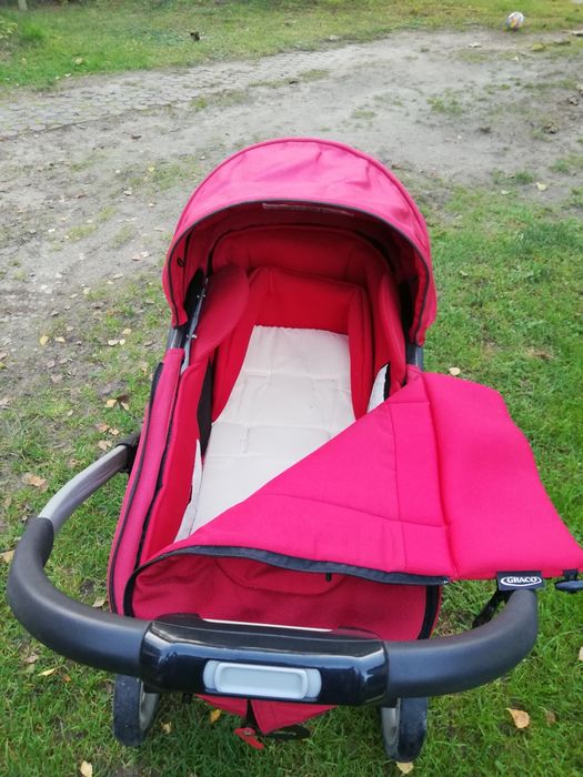 Czerwony wózek dziecięcy 3w1 Graco +adapter do fotelika