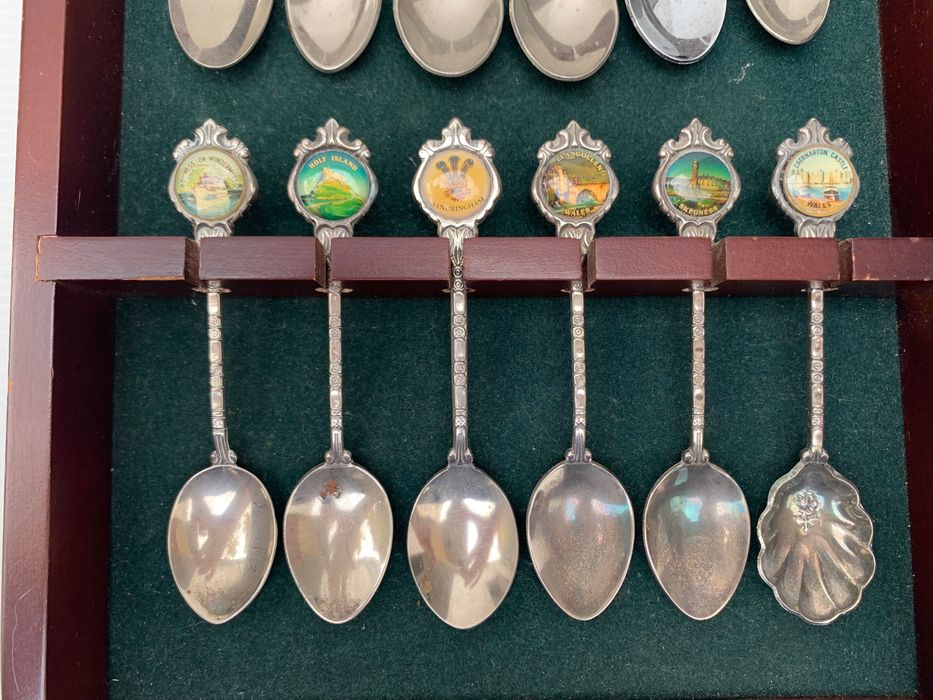 Colheres de coleção com expositor