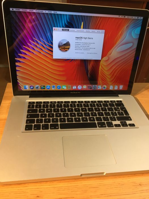 MacBook Pro de 15,6 do final do ano 2011 em óptimo estado