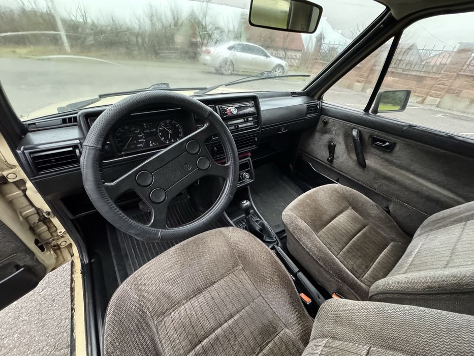Volkswagen Golf II  1.8 газ/бензин