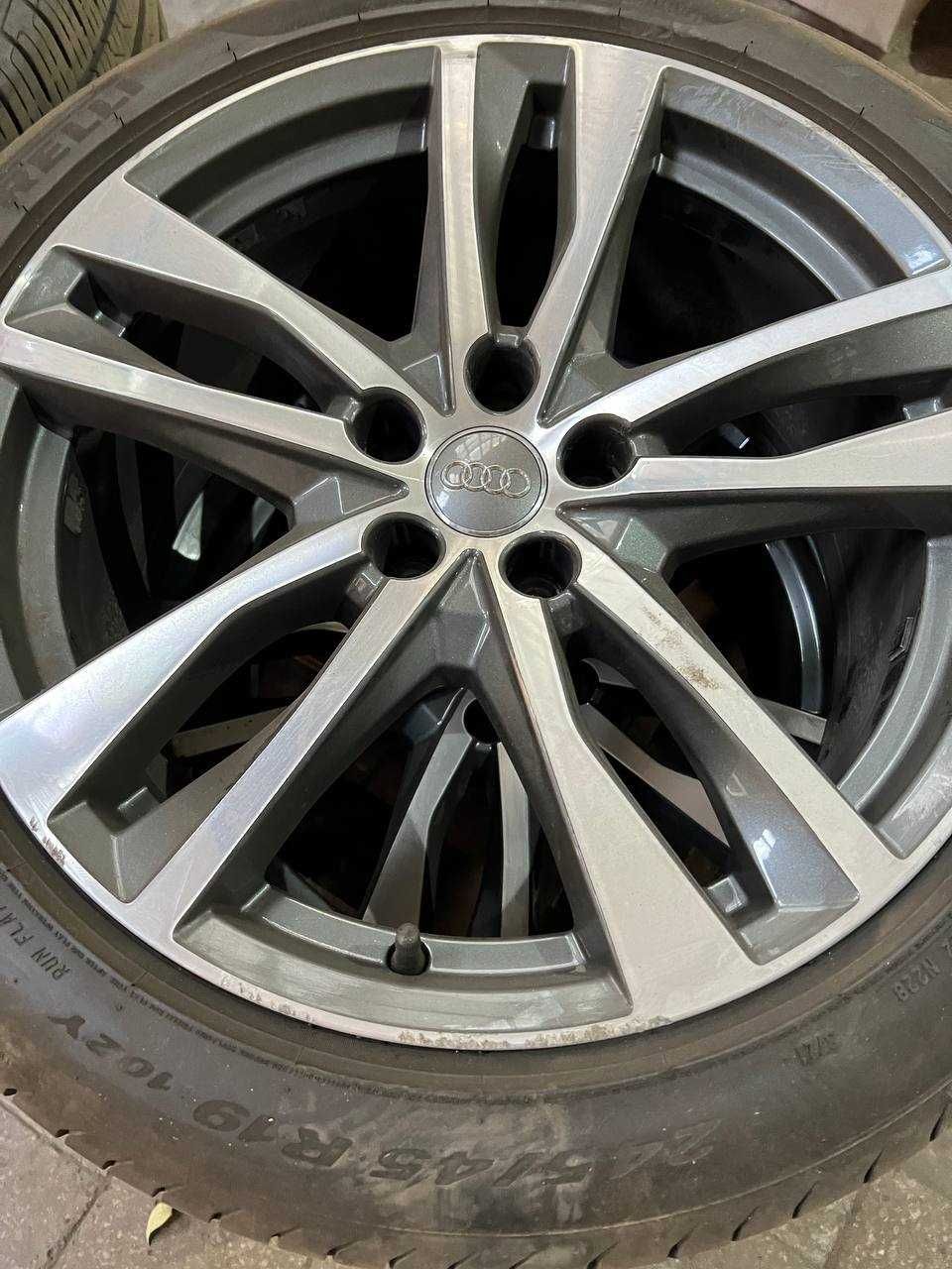 Оригінальні диски Audi A8 D5 R19 з Pirelli, 4 шт.