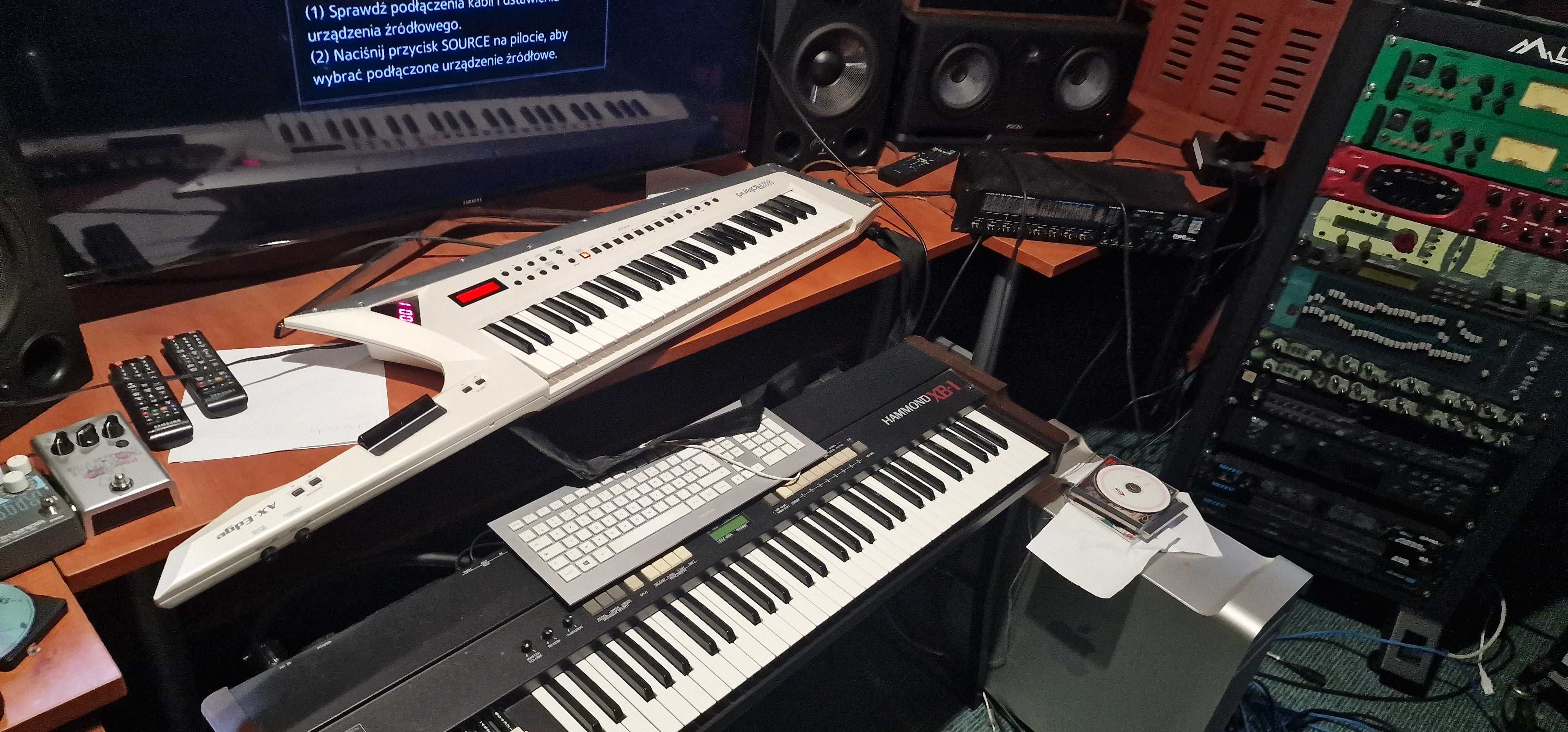 Roland AX edge keytar Roland AX-Edge
