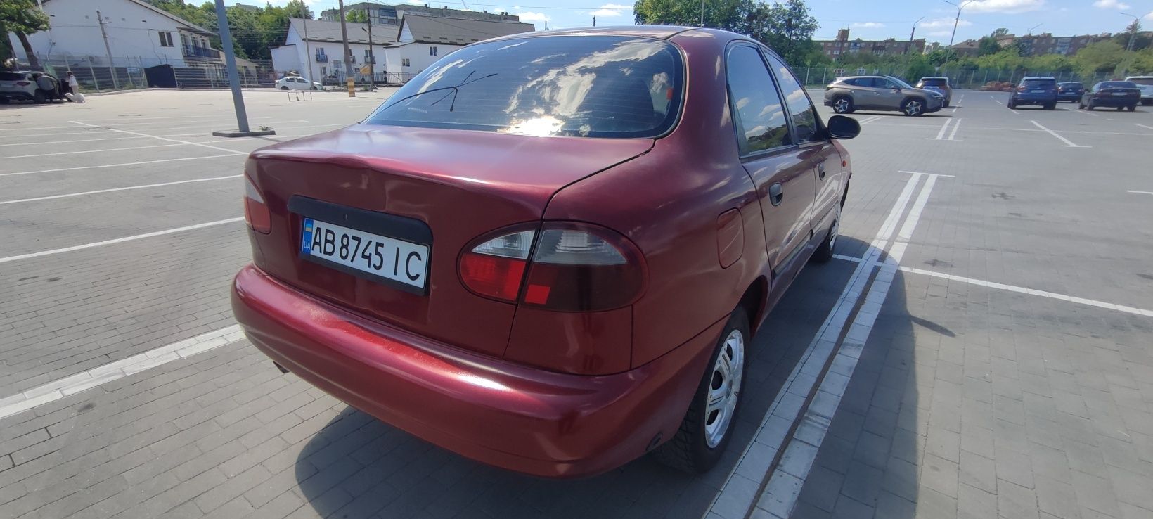 Lanos 1.6 SX комплектація