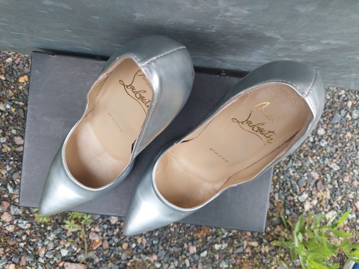 Лабутены туфли Christian Louboutin Paris серебристые made in Italy
