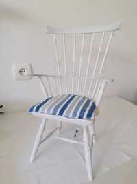 Cadeira de Boneca Antiga Madeira