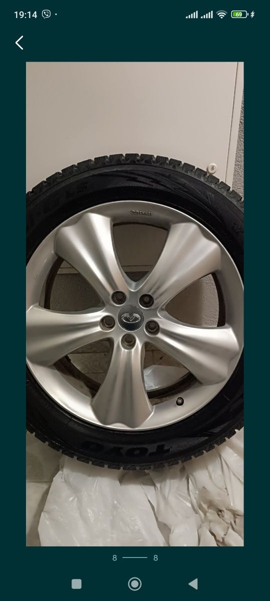 Продам комплект оригінальніих дисків з резиною.  265 / 50 / r 20