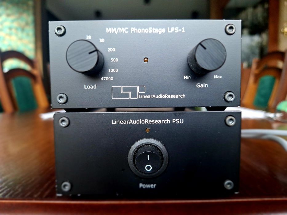 Przedwzmacniacz gramofonowy Linear Audio Research LPS-1