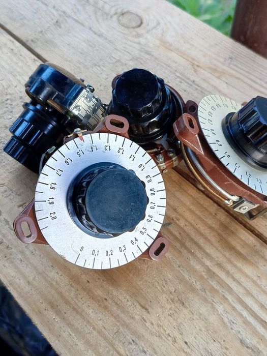 Новые резисторы ,конденсаторы К53-1 -К53-1А крупные