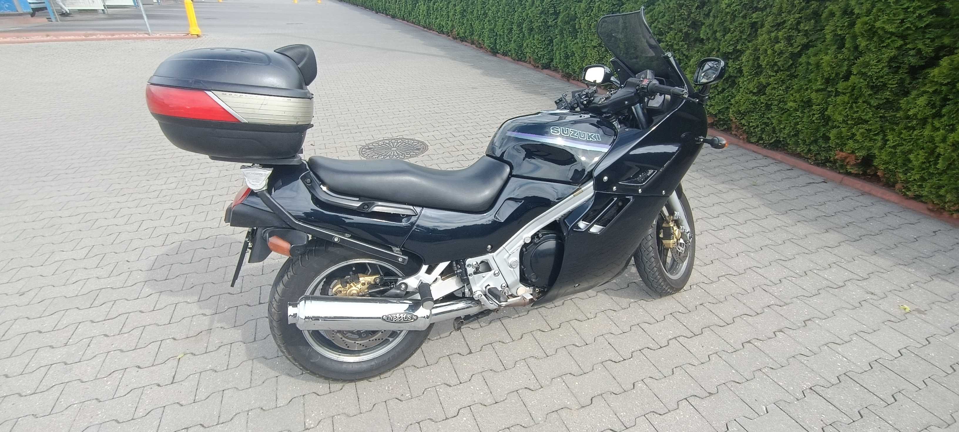 Suzuki GSX1100F Katana