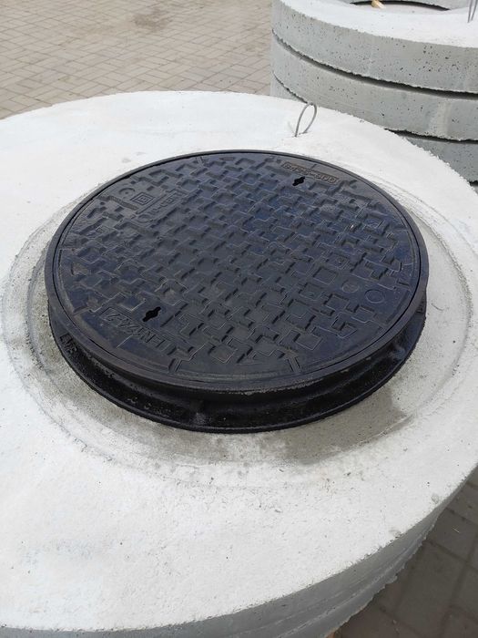 Kręgi betonowe przepusty szamba piwniczki betonowe