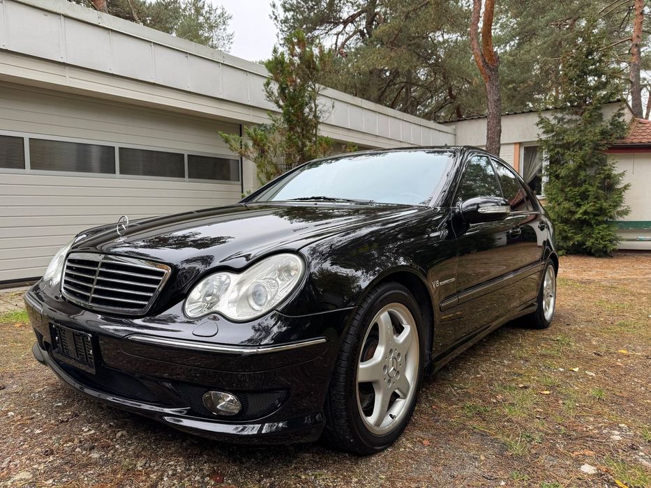 Mercedes-Benz Klasa C 32AMG, przebieg tylko 43 tys km!