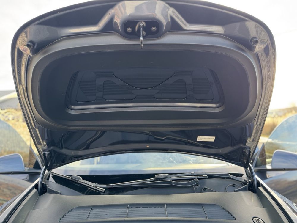 Tesla Model Y  Perfomance 2022