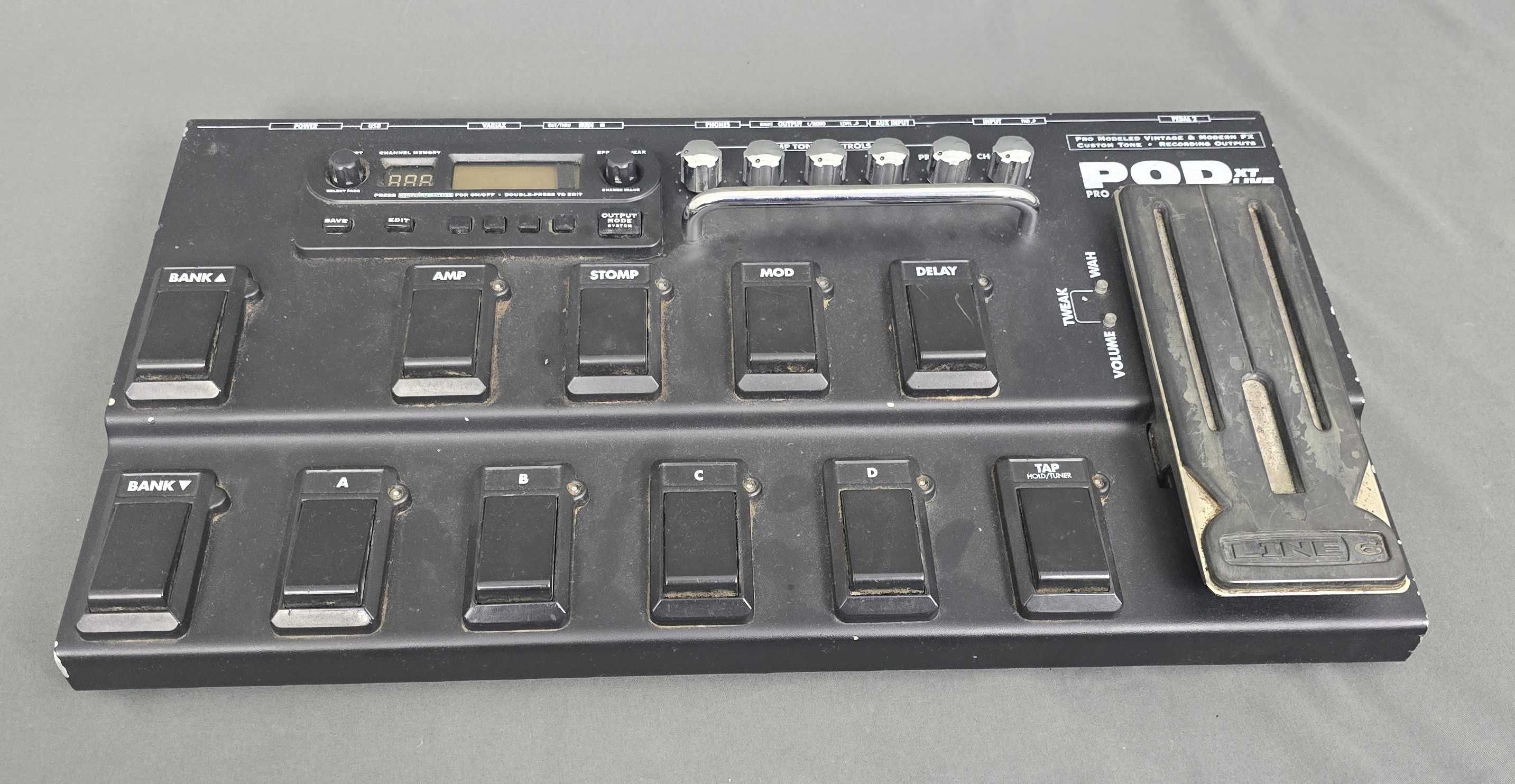 Line 6 Pod xt Live podłogowy procesor efektów