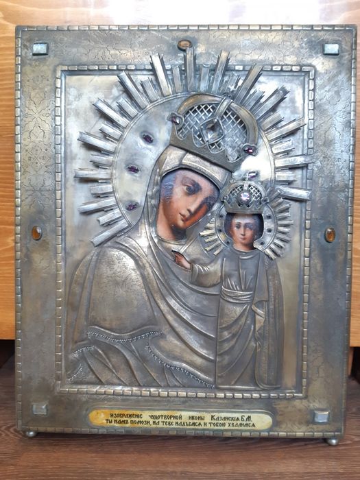 Большая храмов икона.