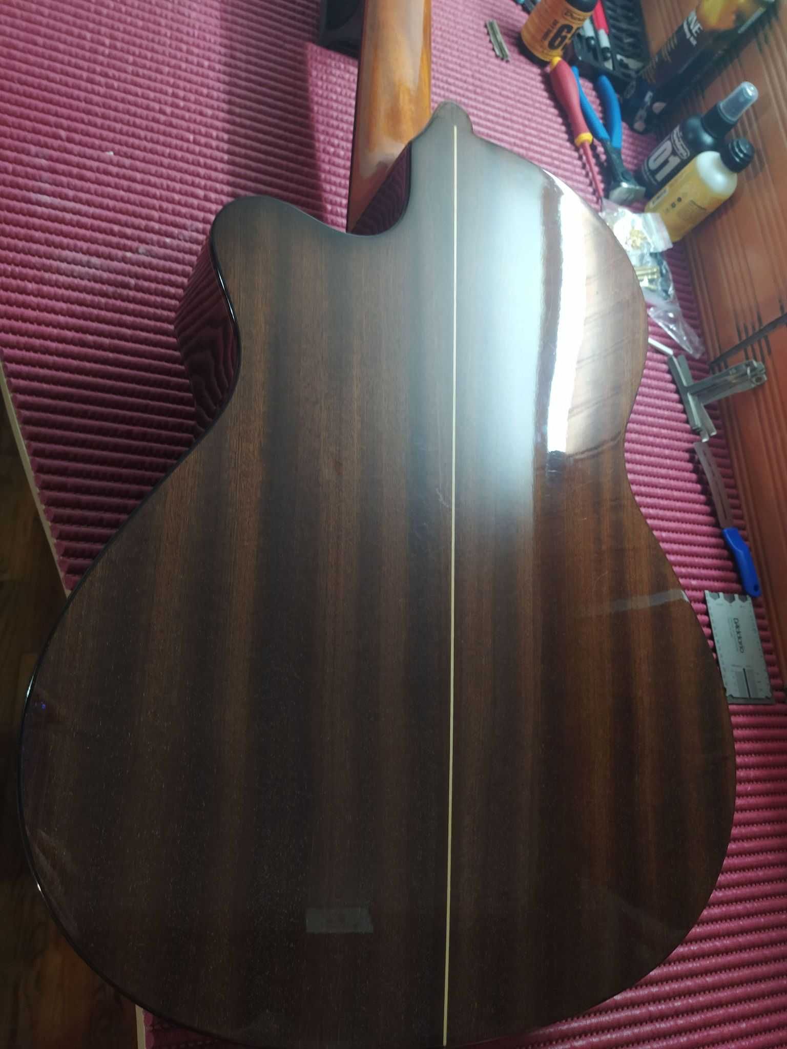 Guitarra Almansa CW 403 E1