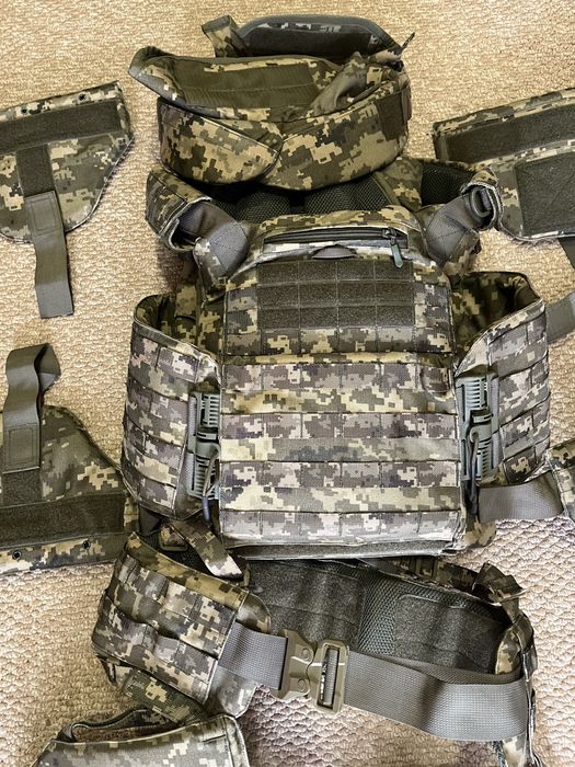 Продам комплект жилету посиленого захисту П