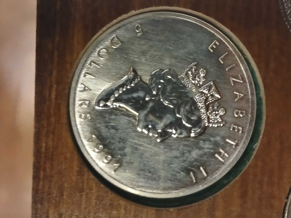 Канада 5 долларов 1991г. унция серебро UNC