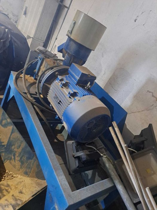 Peleciarka , rozdrabniacz, przenośniki taśmowe