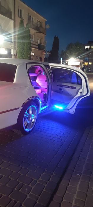 Limuzyna do Wynajęcia. Wynajem Limuzyn Warszawa. Rent a Limo. Stretch