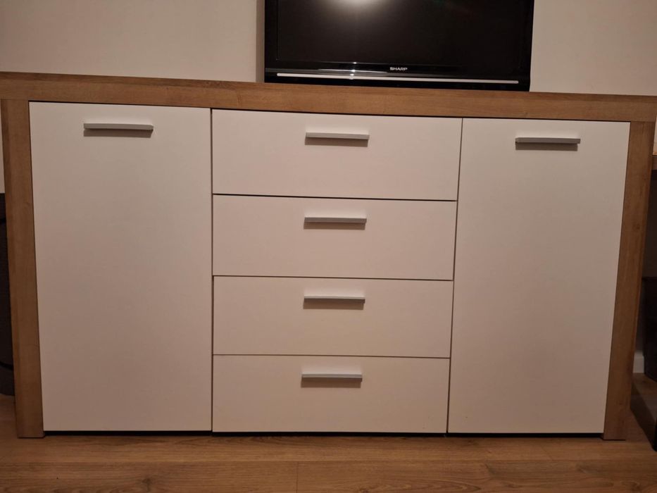 Składanie i skręcanie mebli