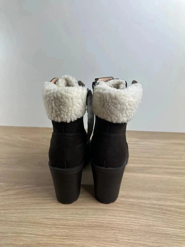ORYGINALNE BUTY Buty botki na obcasie brązowe r. 36 Anna field