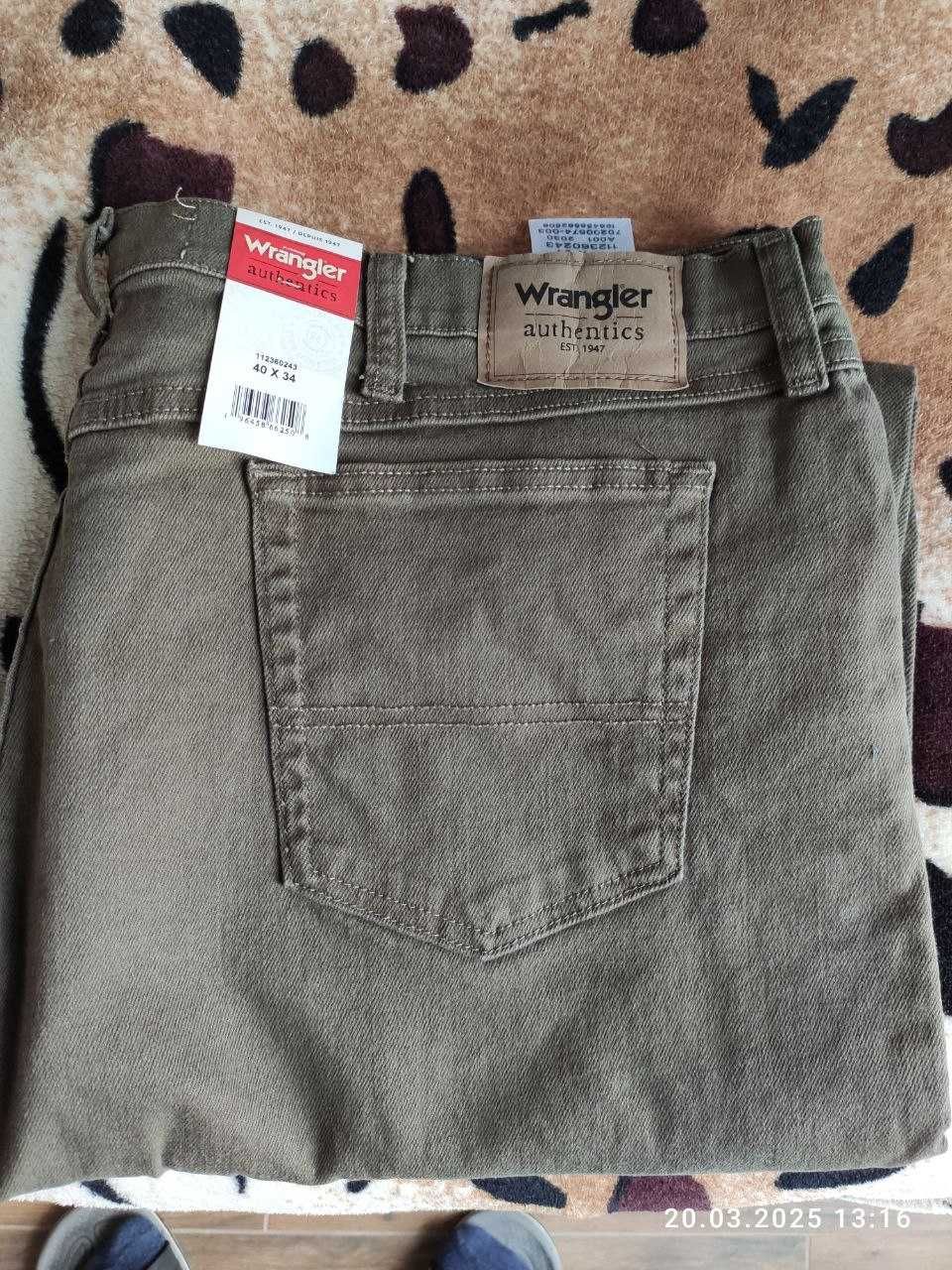 Wrangler Authentics джинси