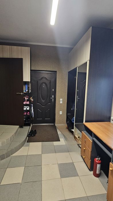 Продам будинок із земельною ділянкою