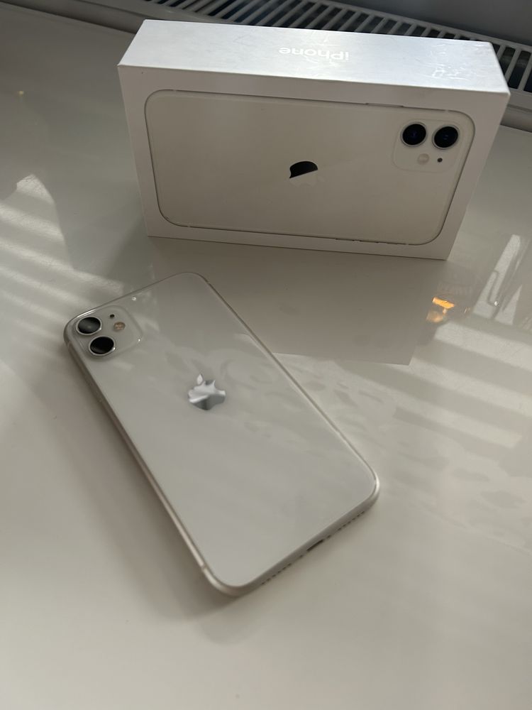 Iphone 11  biały