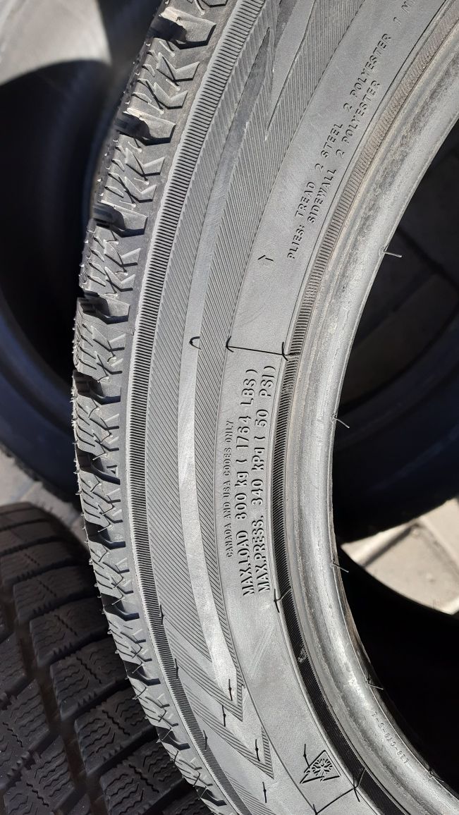 Зимові Nitto SN3 у розмірі 245/45R18 100V. Особисті. Не склад.