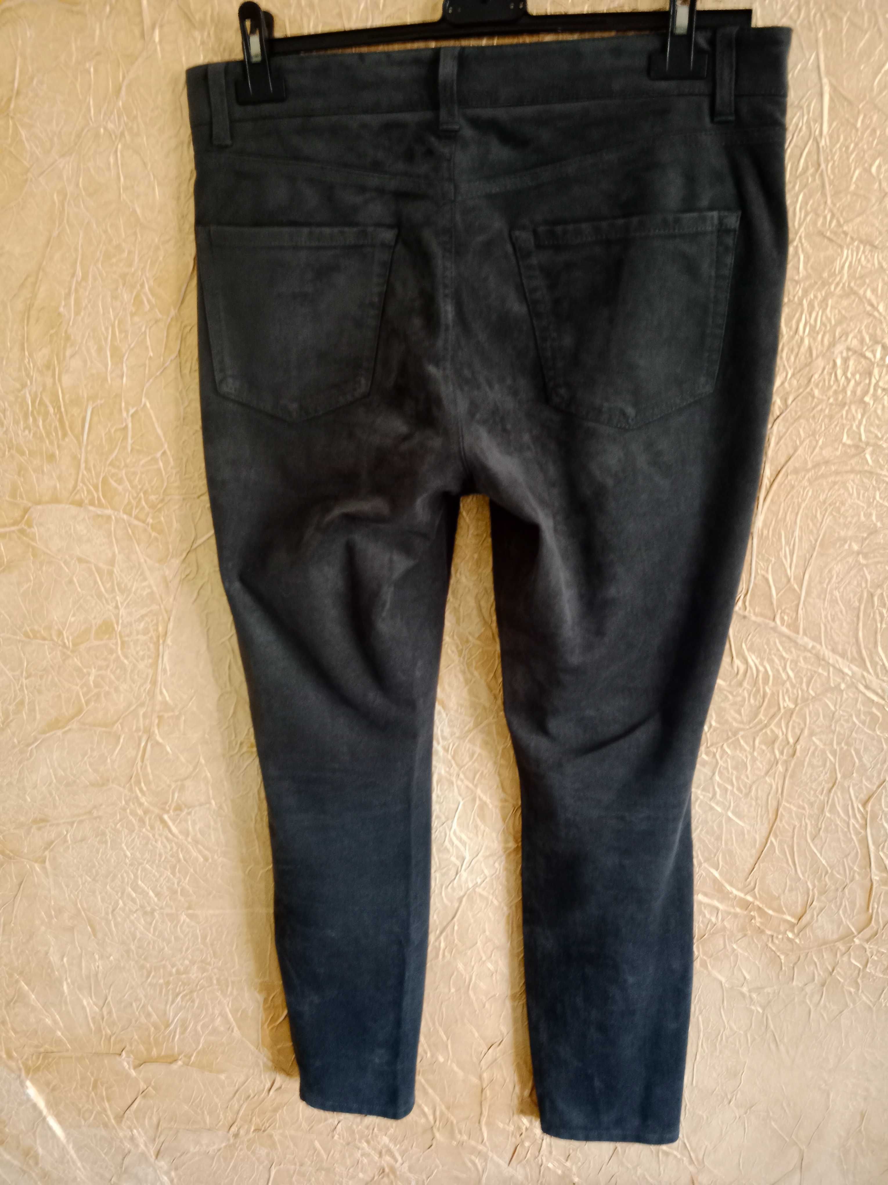 Markowe spodnie Cambio rozmiar 40