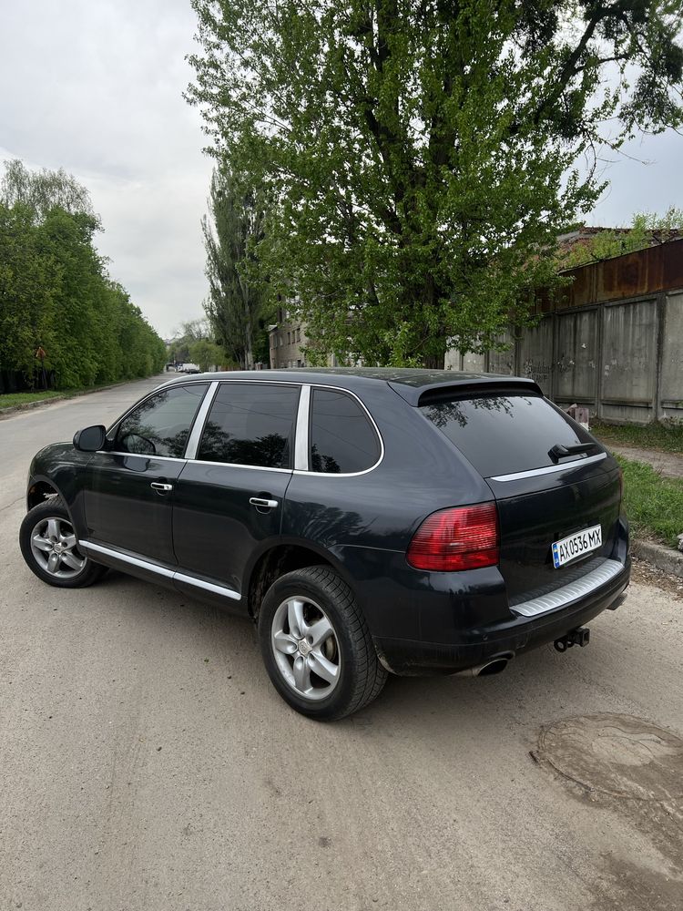 Porsche  Cayenne 2004