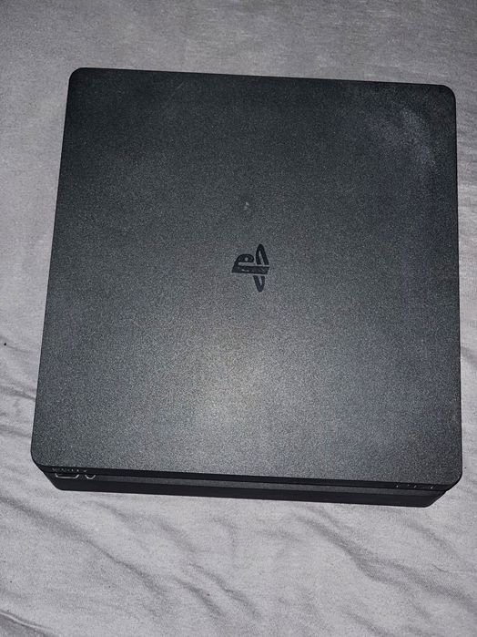 PS4 2 orginalne pady+ podkładka ładująco-chłodząca do ps