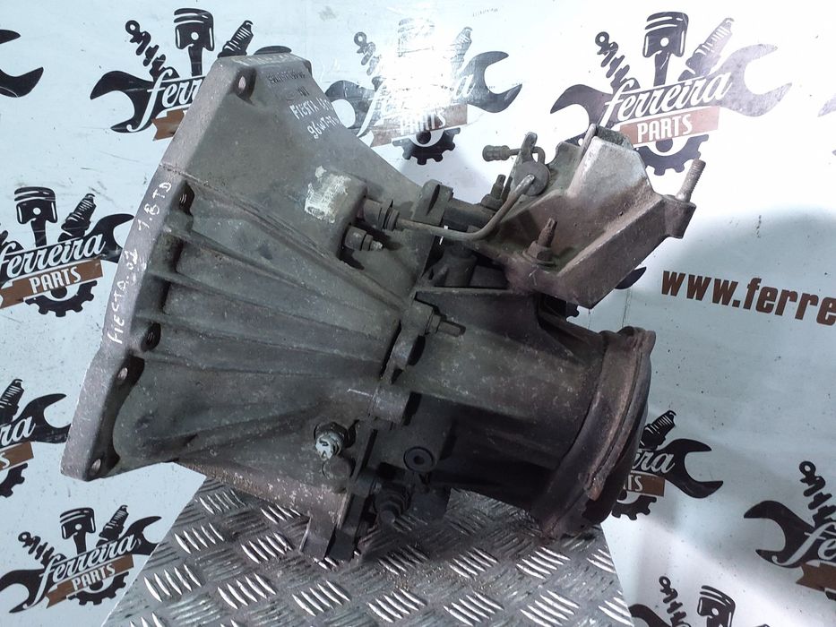 CAIXA DE VELOCIDADES FORD FIESTA 1.8 TD REF: 96WT-7F096-DB |