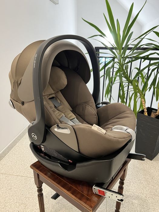 Nosidelko fotelik samochodowy z bazą Cybex Cloud Q 0-13 kg