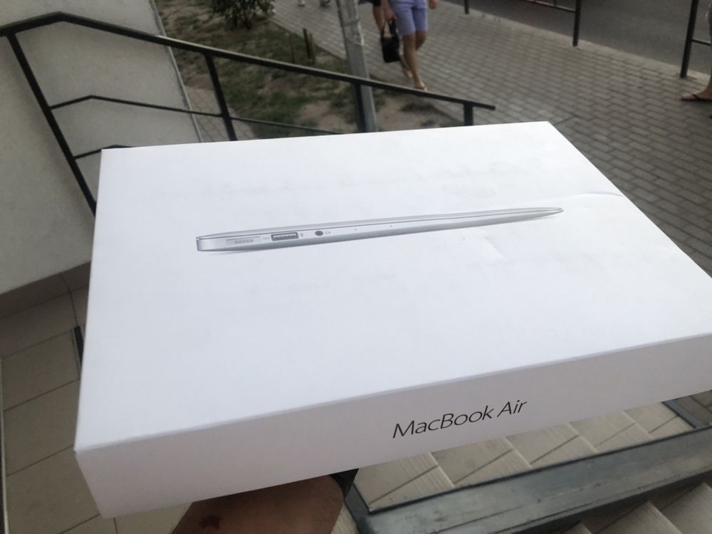 Macbook Air 11,6 2015