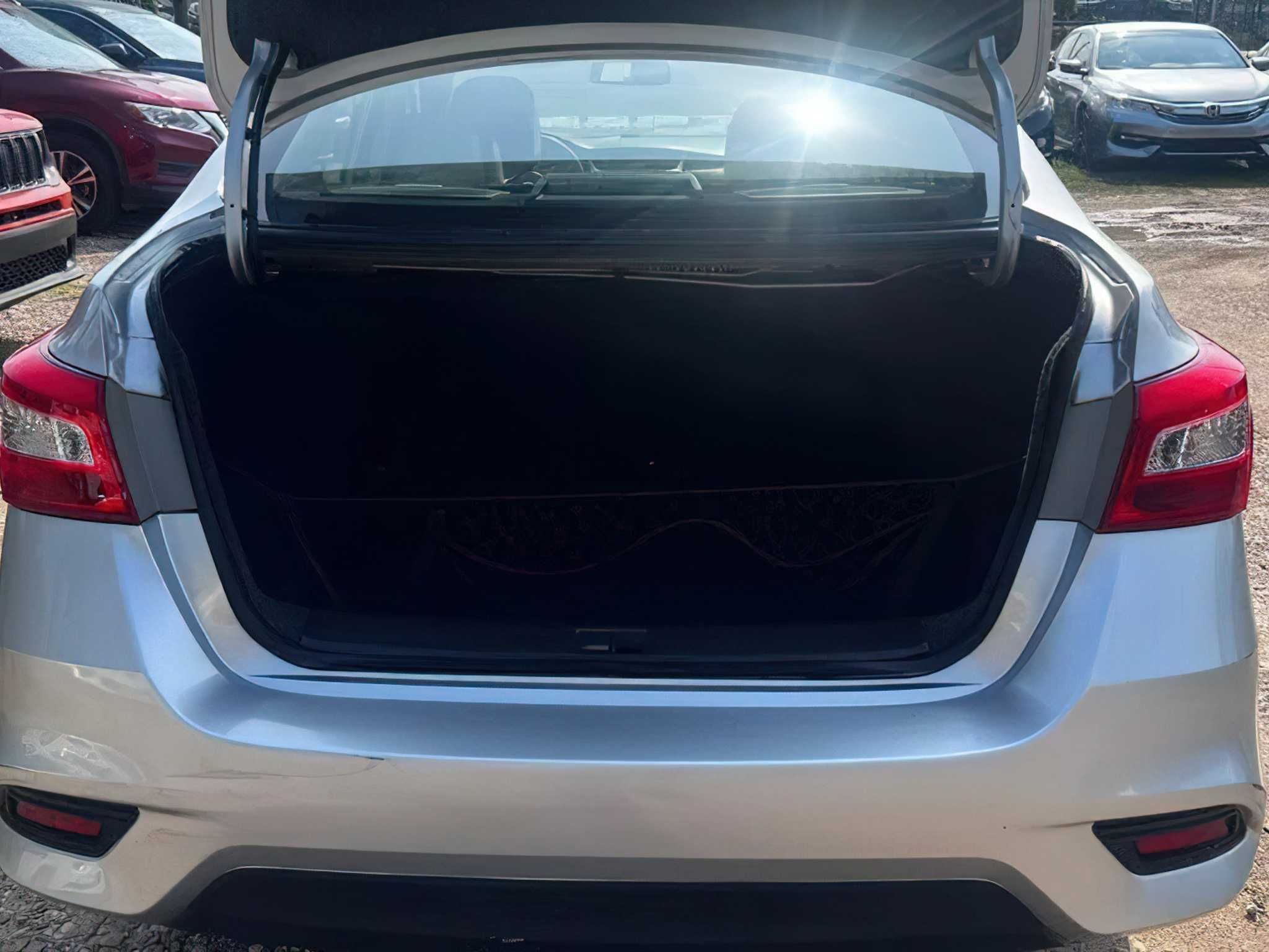 NIssan Sentra S 2017