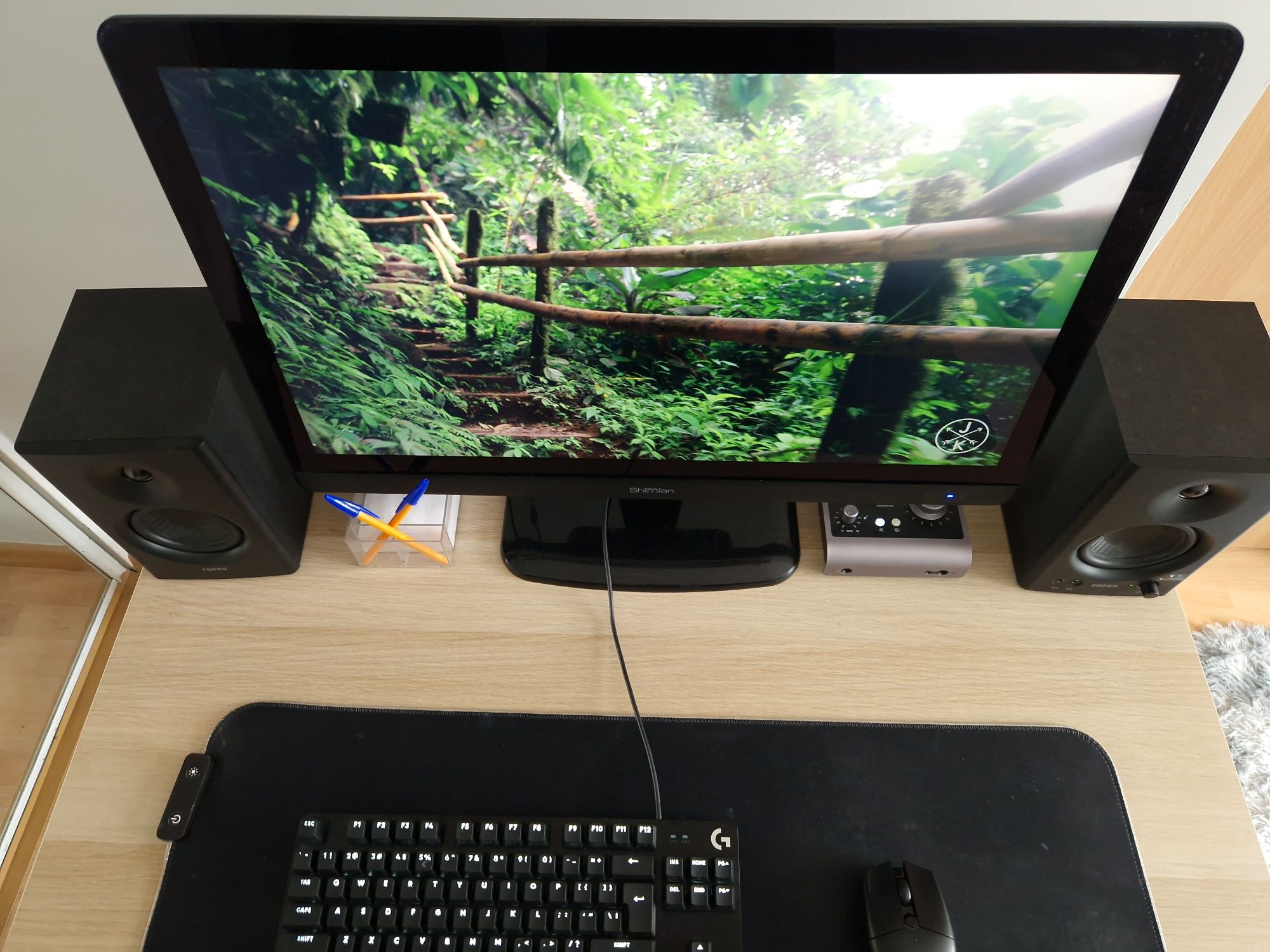 Monitor 27" 1440p