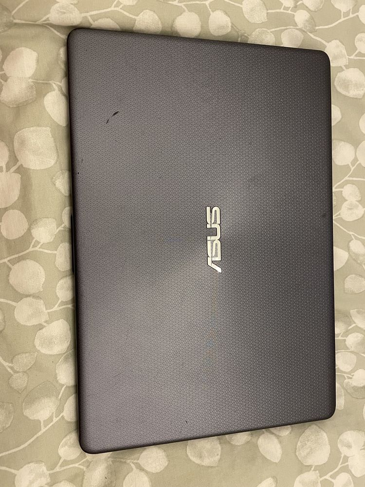 laptop Asus preto