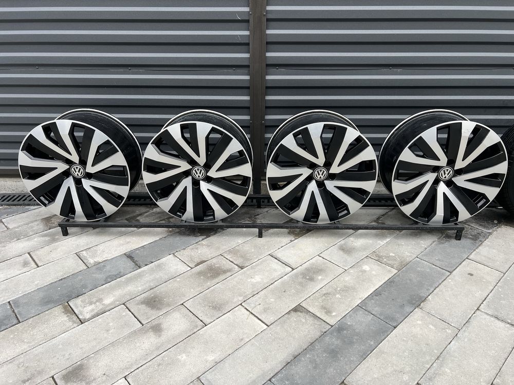 Диски Оригінал 18R 5x112 VW Touareg