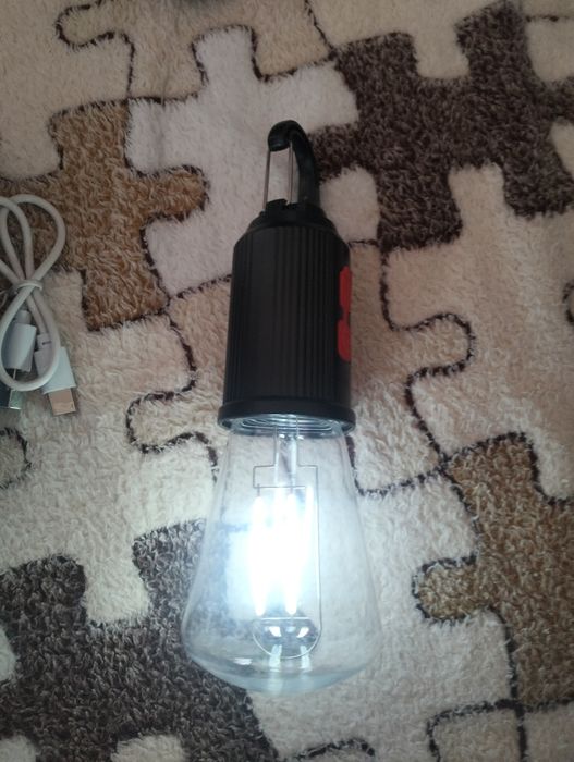 Лампочка кемпінгова