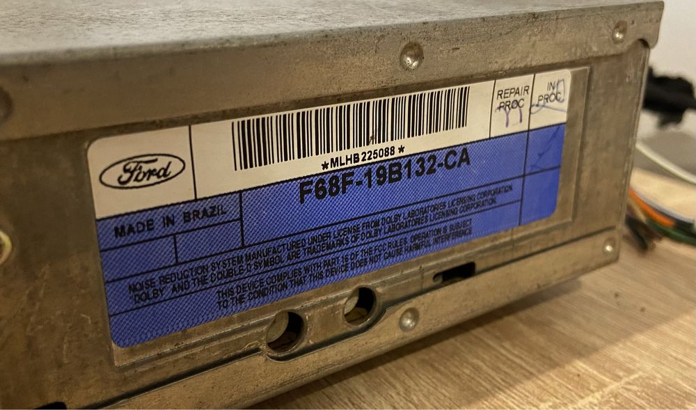 Radio - FORD Ranger, Explorer, Aerostar, F-150 / lata 90 - oryginalne